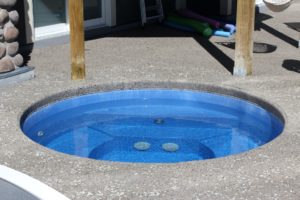 Sorrento Spa Round Sapphire Blue